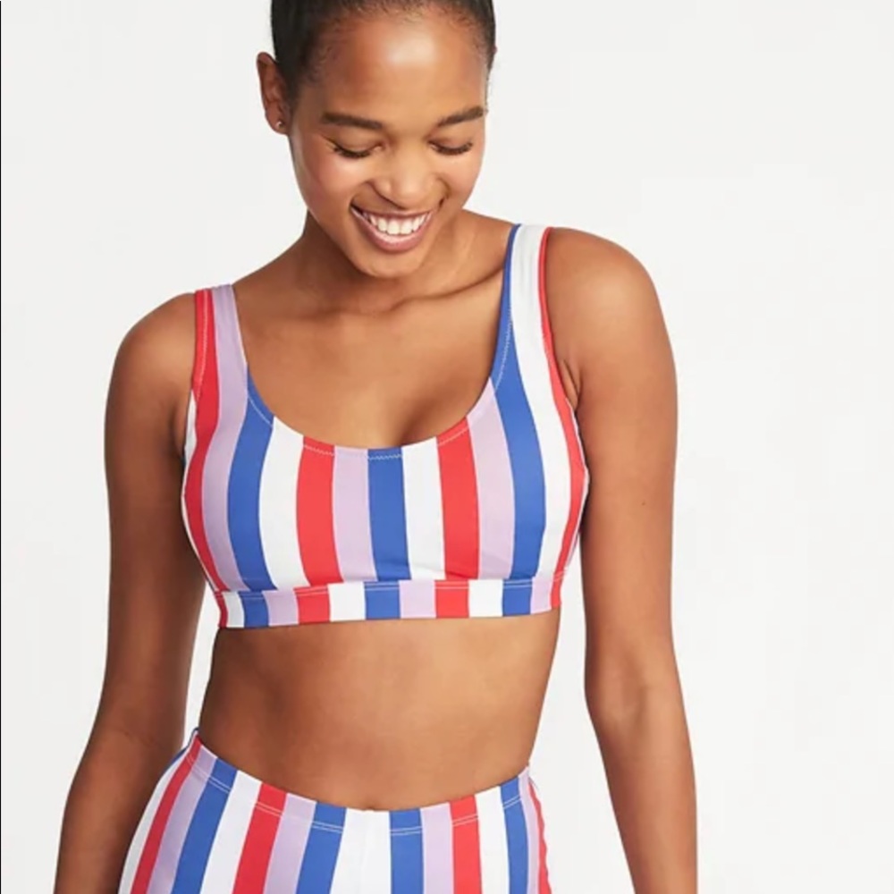 NWT Scoop neck striped bikini top